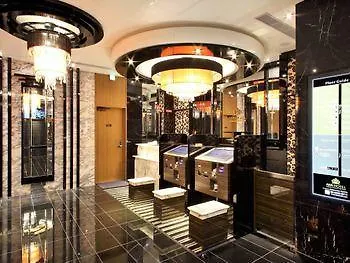 Apa Hotel Midosuji Honmachi Ekihigashi Osaka